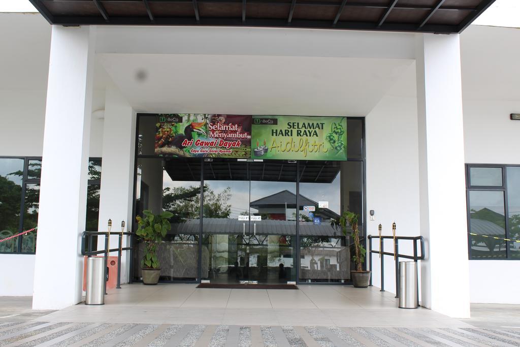 Tribeca Suites Kuching Exterior foto