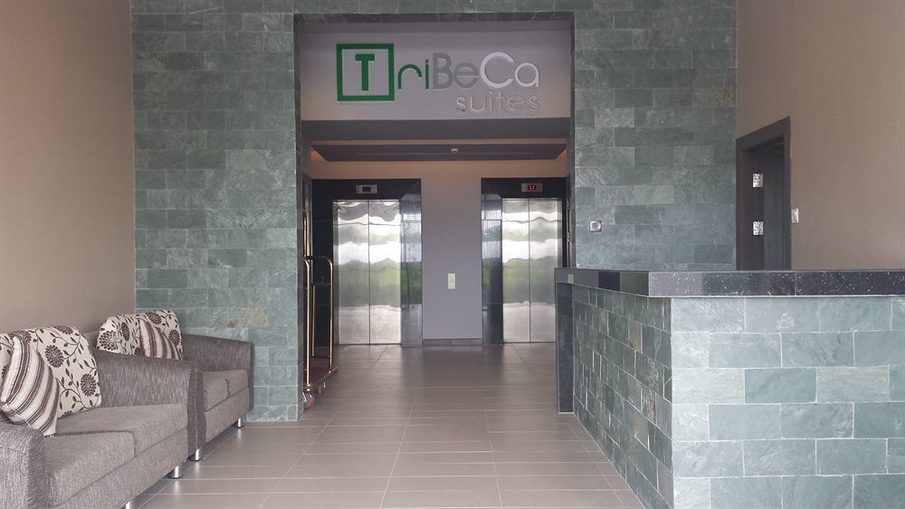Tribeca Suites Kuching Exterior foto